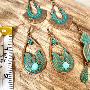 Beautiful boho floral earrings w copper blue vibe & Gypsy hippy vibe